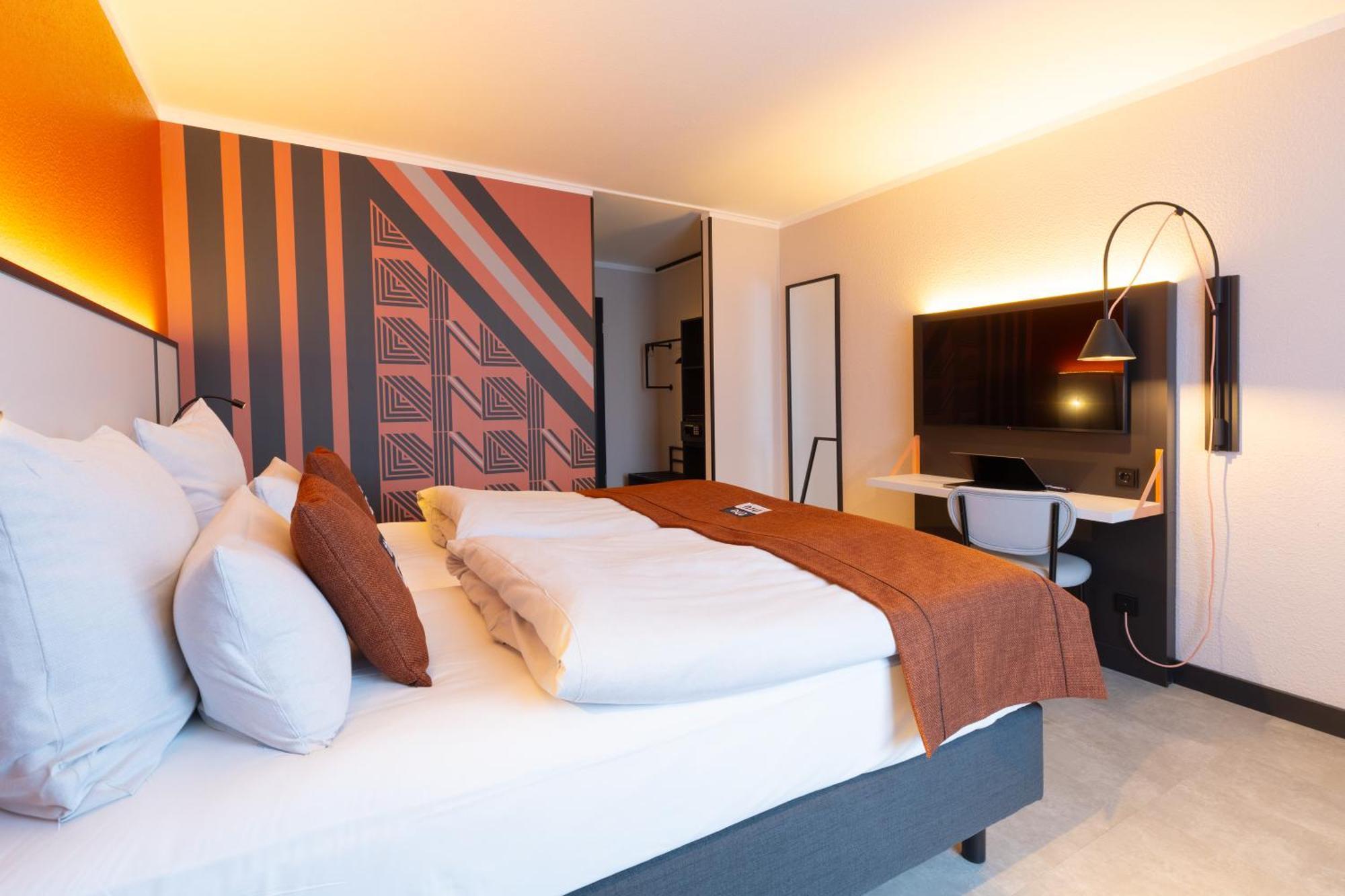 Holiday Inn - The Niu, Blade Solingen By Ihg エクステリア 写真